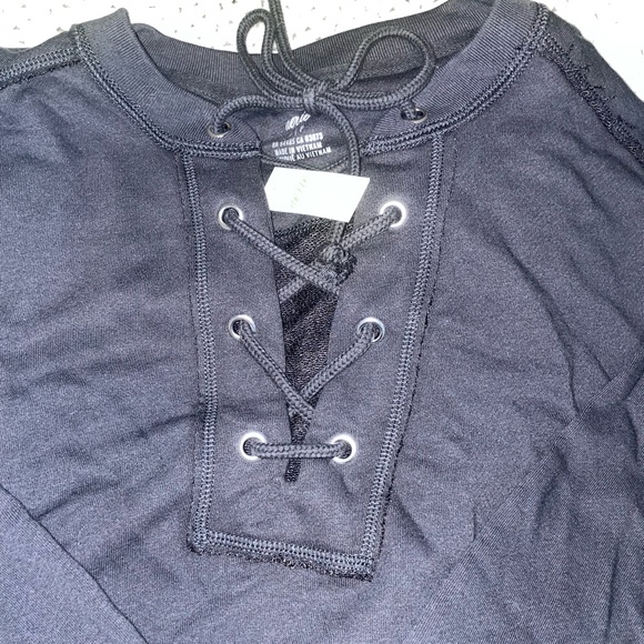 NWT Aerie tie front sweatshirt - Picture 3 of 5